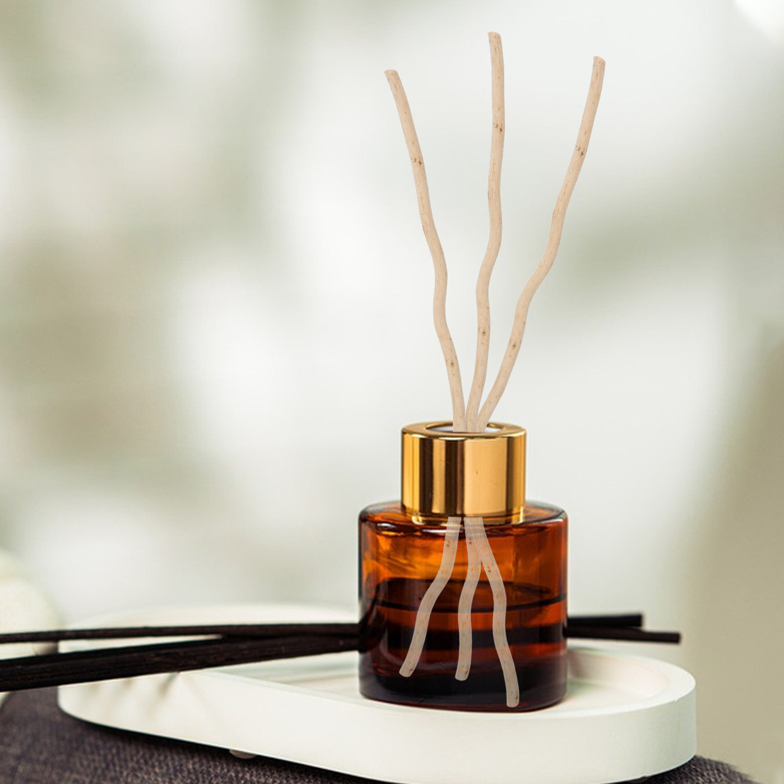 Home Fragrance Stick - 50本入りアロマディフューザースティック 木製フレグランスロッド エッセンシャルオイルディフューザー用 ホームデコレーション オフィス用 爽やかな香りの交換用